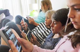 dependenta de telefonul mobil